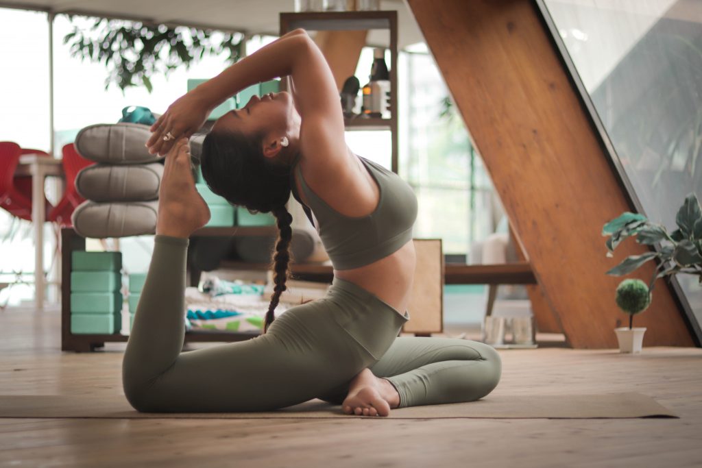 Lo yoga è una pratica sportiva che non affatica particolarmente i muscoli